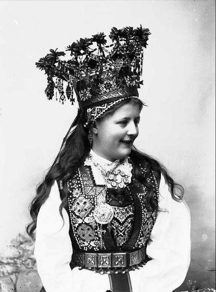 Trajes fabulosos de novias noruegas de los años 1870 a 1920