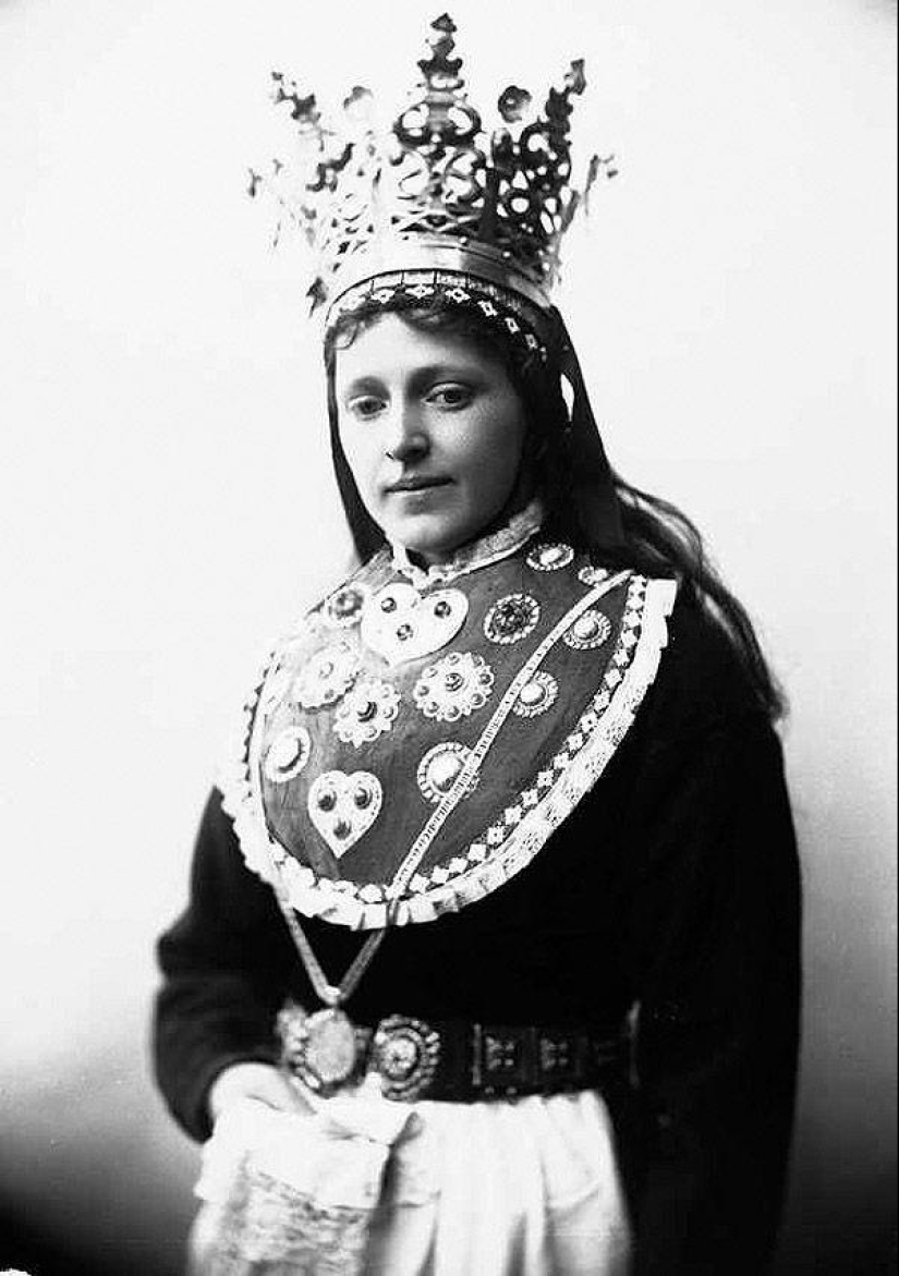 Trajes fabulosos de novias noruegas de los años 1870 a 1920