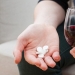 Trastornos del corazón e incluso la muerte: qué medicamentos no se pueden combinar con el alcohol