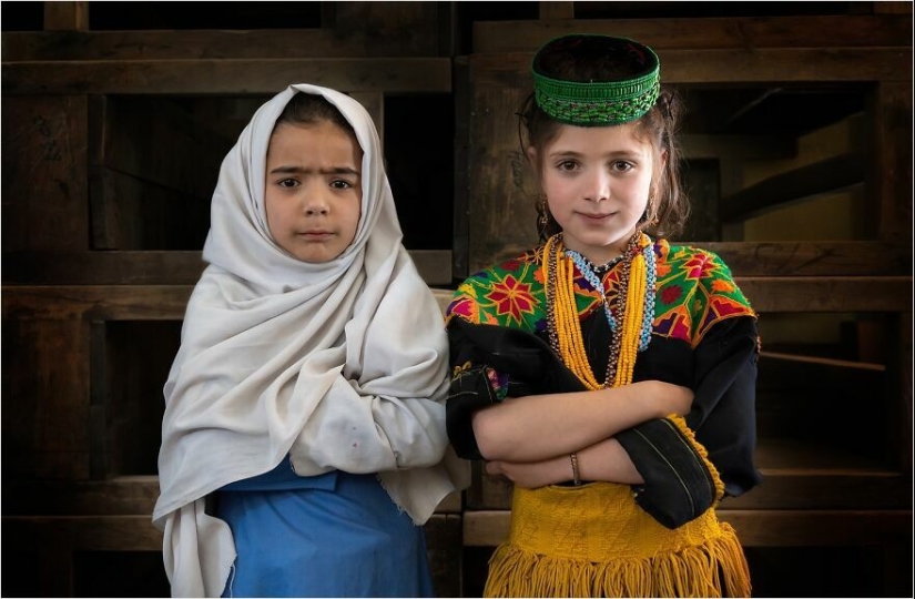 Travel, Culture, And Humanity: 10 Stunning Images By Photographer F. Dilek Yurdakul