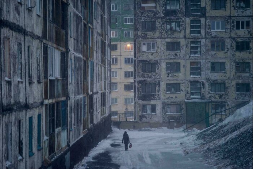 “Truly The UK’s Most Horrible Place To Live”: 13 Pics Of Urban Hell From All Over The World