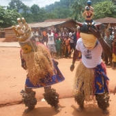 Ubang es un pueblo único en Nigeria, donde hombres y mujeres hablan diferentes idiomas