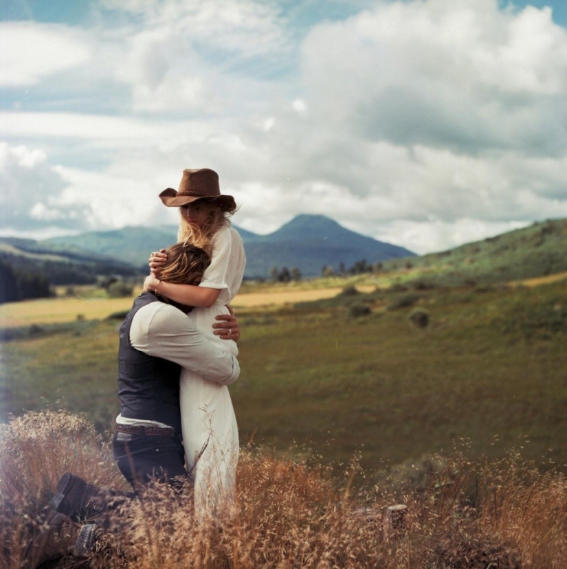 Un fotógrafo que toma fotos de amor