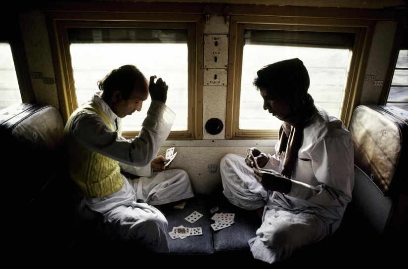 Una serie de fotos del legendario Steve McCurry "El poder del juego"