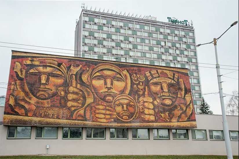 Unique mosaics, preserved from the times of the Soviet Union