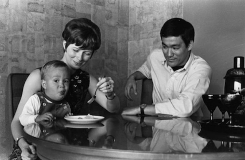 Unknown photos of Bruce Lee from the family archive