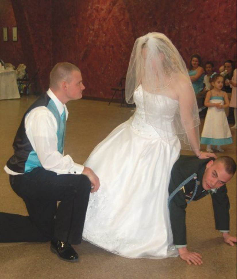 Unsuccessful wedding photos that will be a shame to show future children