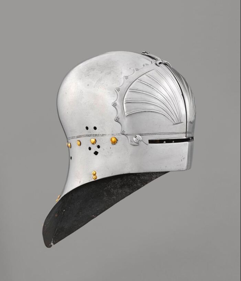 Unusual Helmets: 25 Amazing Artifacts from Different Eras