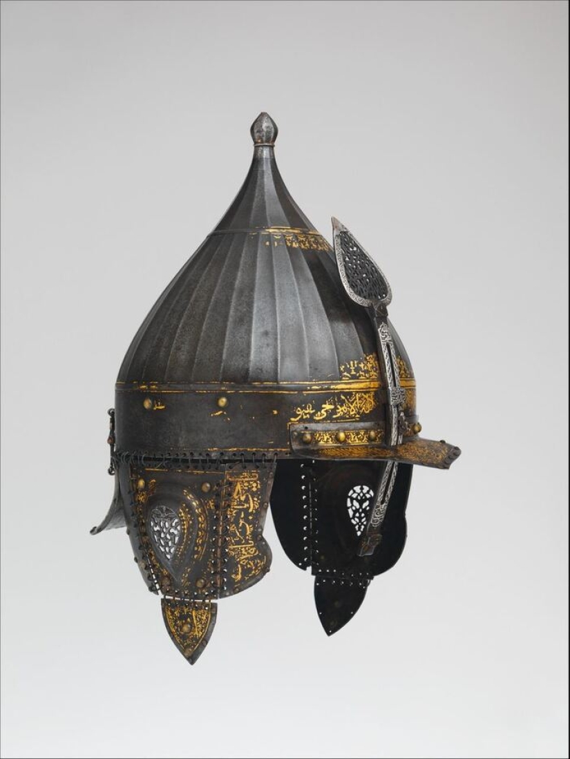 Unusual Helmets: 25 Amazing Artifacts from Different Eras