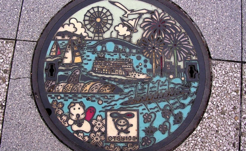 Unusual street art: manholes from Japan
