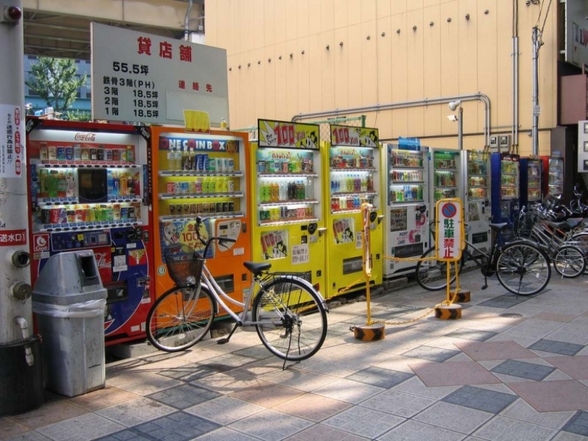 Vending machines in Japan