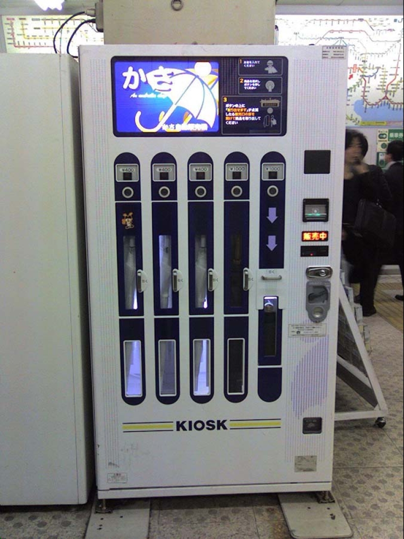 Vending machines in Japan