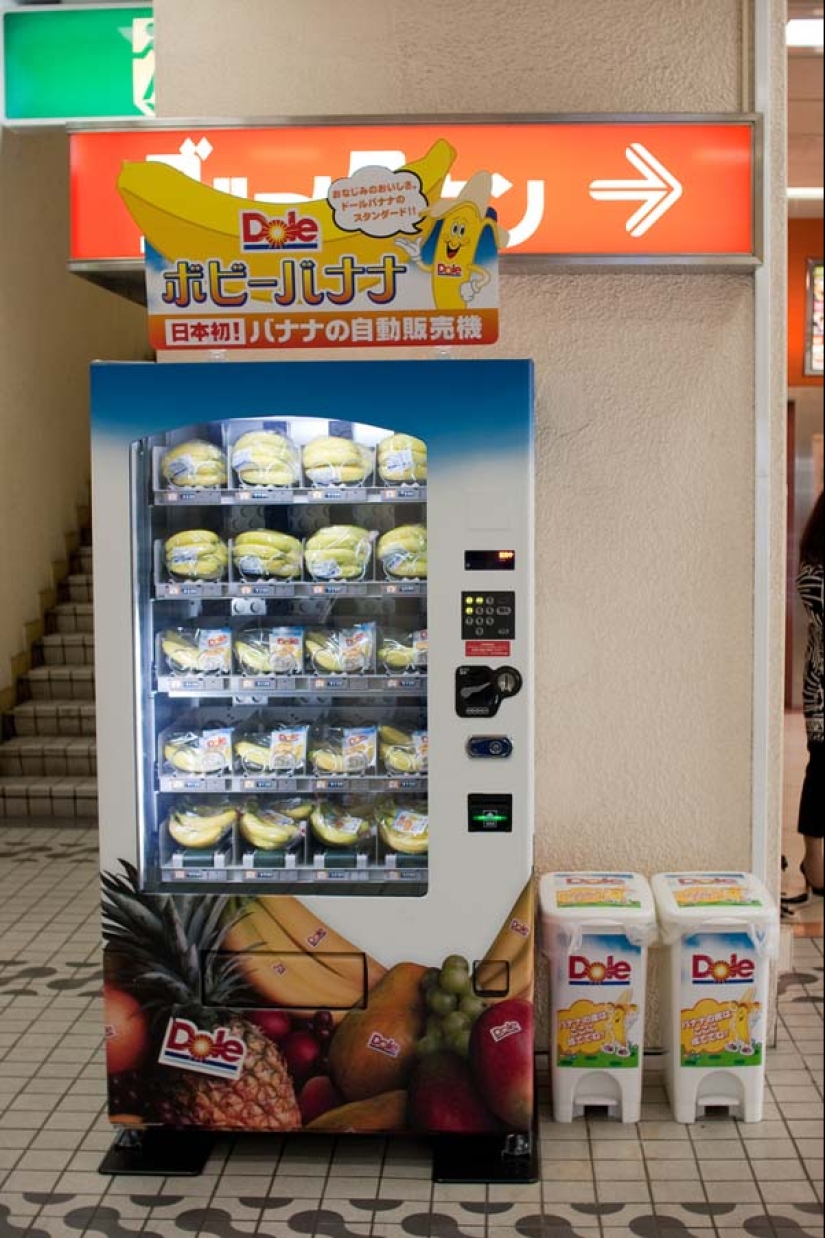 Vending machines in Japan