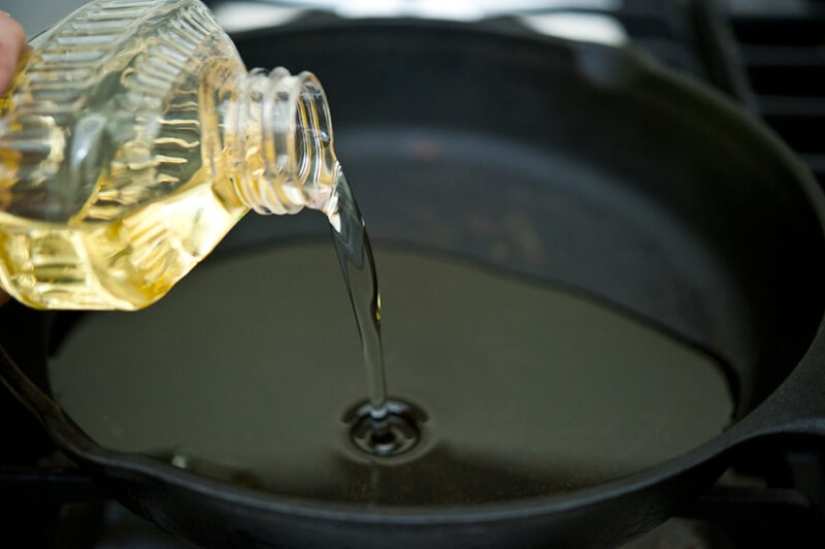 Veneno en una sartén: cuál es el peligro del aceite vegetal refinado