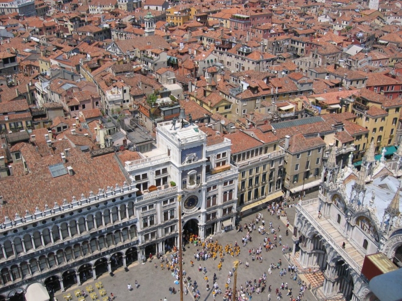 Venice from a bird&#39;s eye view