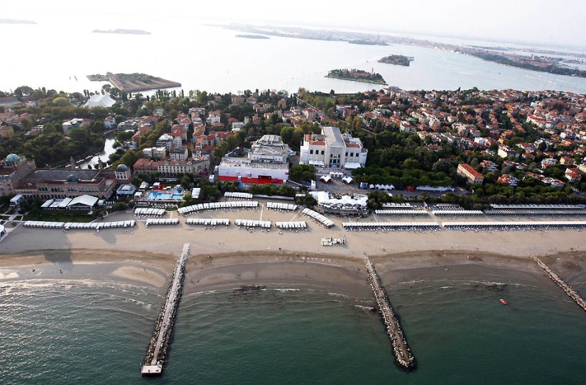 Venice from a bird&#39;s eye view