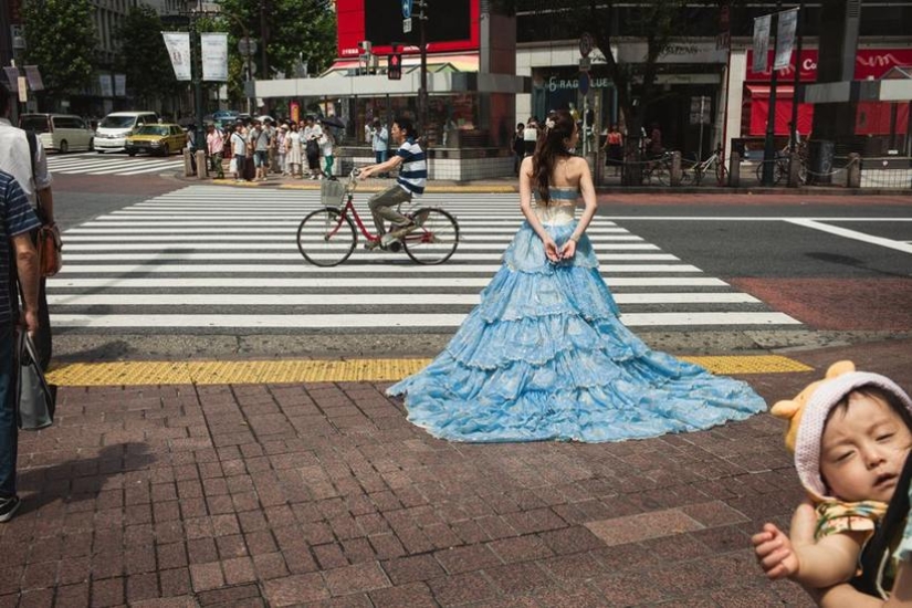 Ver lo increíble en lo ordinario: cuál es el secreto de las maravillosas fotos callejeras de Shin Noguchi