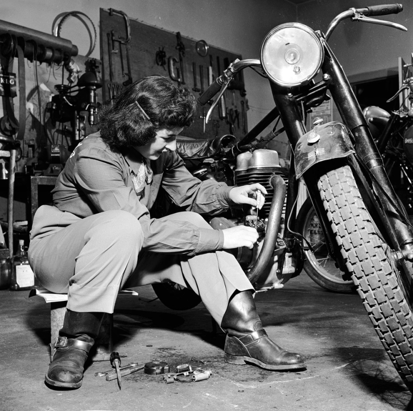 Vintage photos of cool girls on motorcycles