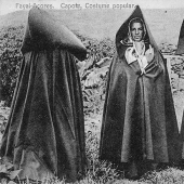 Vintage photos of Portuguese women in giant hoods from the Azores
