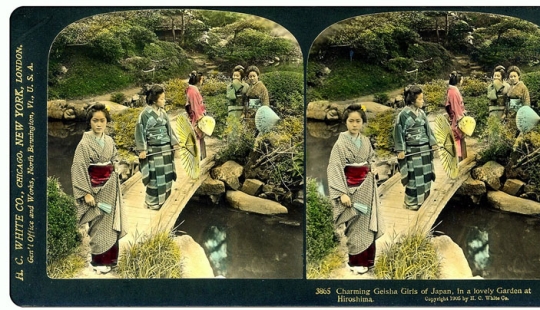 Vintage pictures of Japan in color and 3D