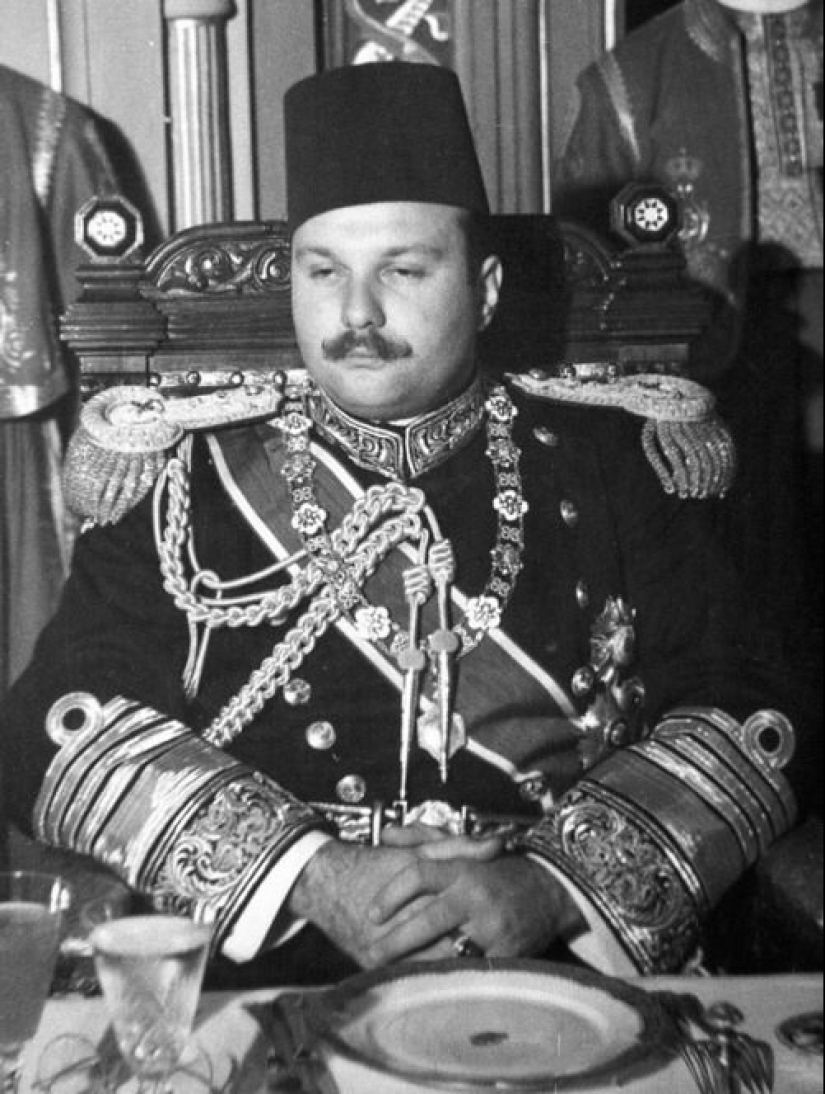 Vivió pecaminosamente-murió divertido: la historia del último rey de Egipto, Farouk I