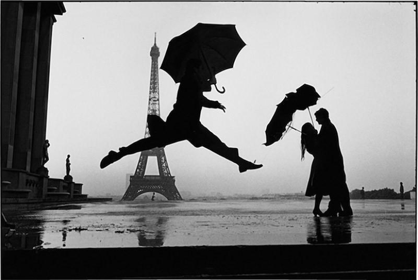 Warm and funny photos of Elliot Erwitt