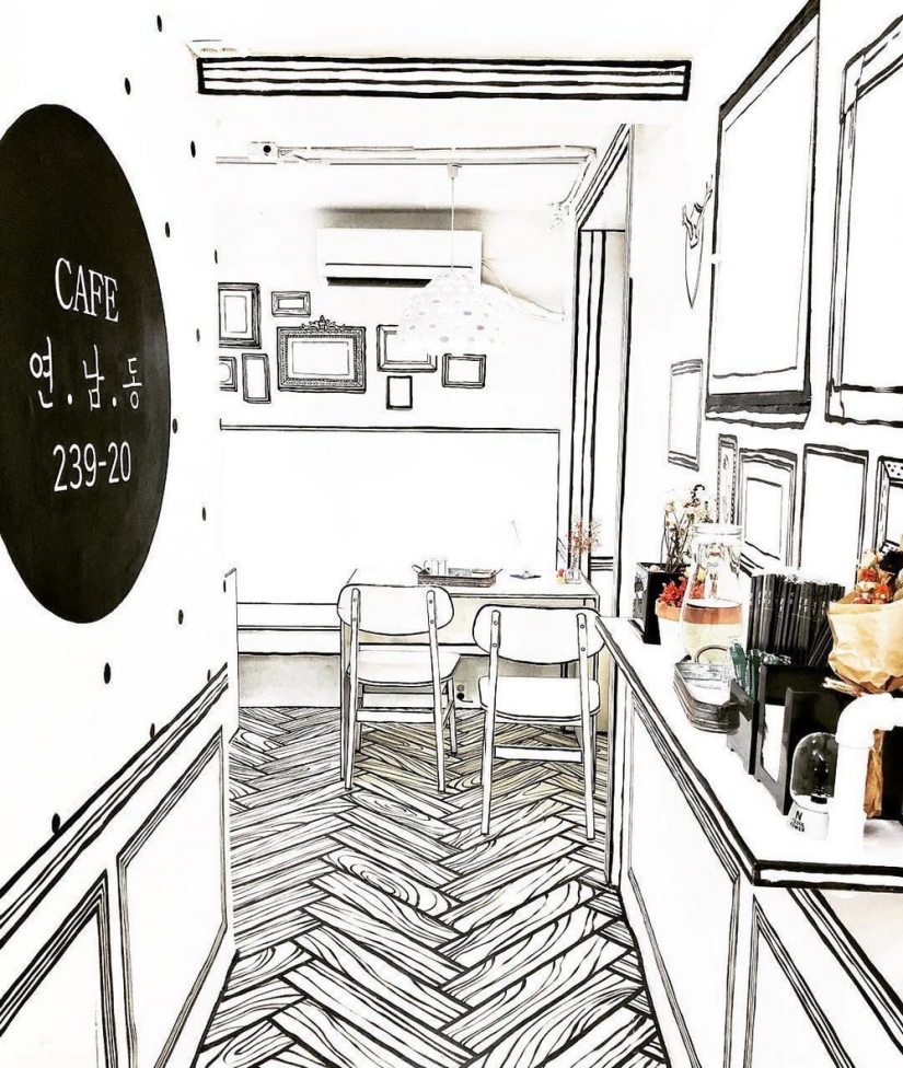 What a two-dimensional comic cafe looks like in Seoul