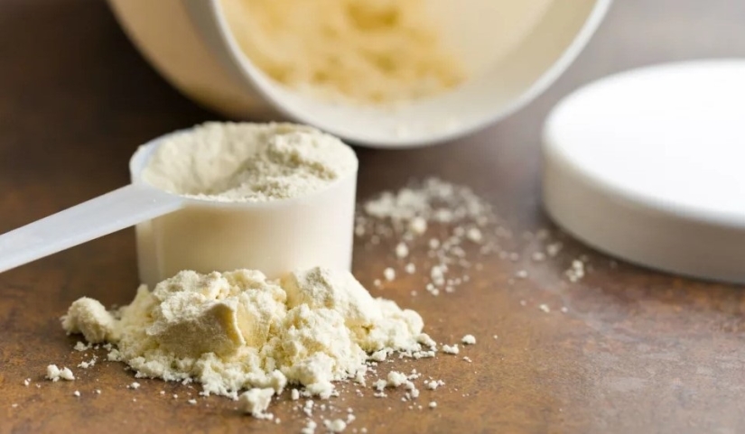 What are powdered proteins made of and which one is more effective