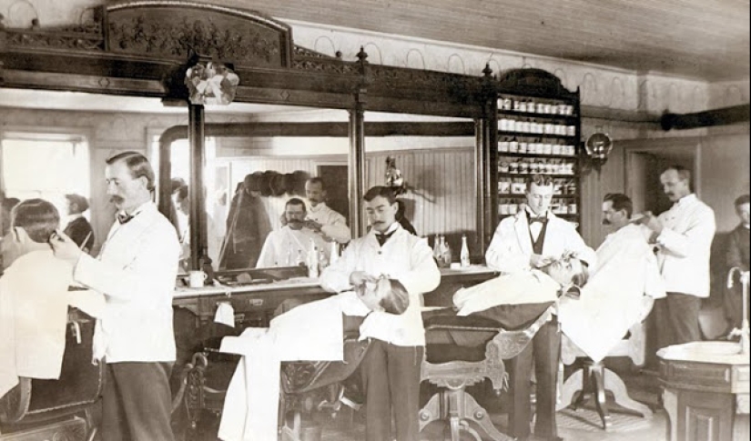 What did barbershops look like in the late XIX - early XX century