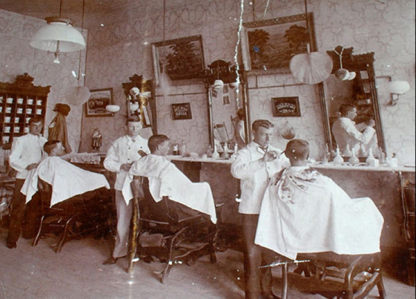 What did barbershops look like in the late XIX - early XX century