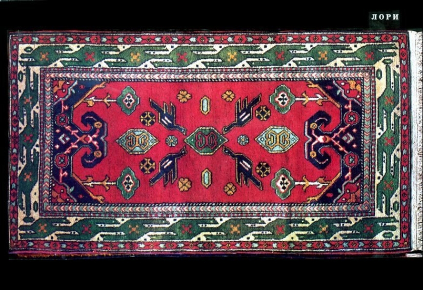 What did the psychedelic ornaments of Soviet carpets mean