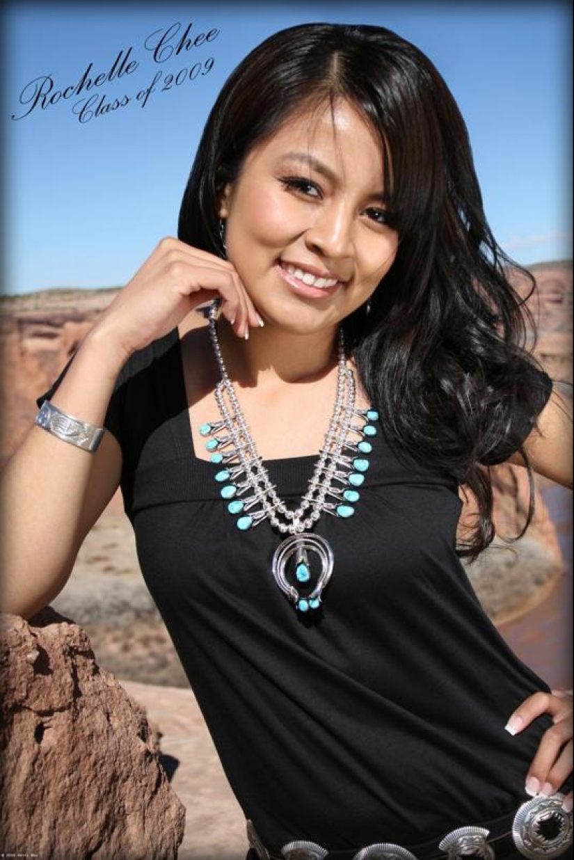 What do North American Indian women look like