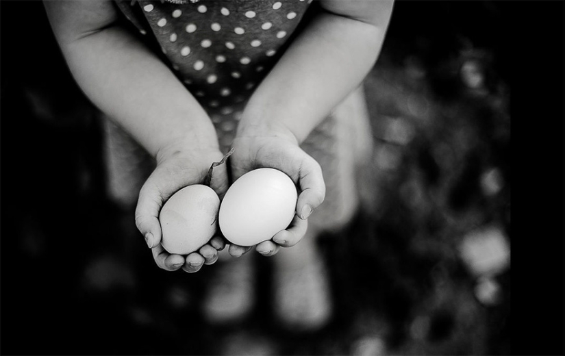 What does a happy childhood look like without mobile phones, Internet and TV