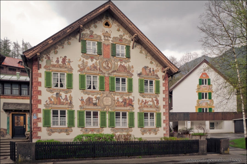 What does a painted Alpine village look like