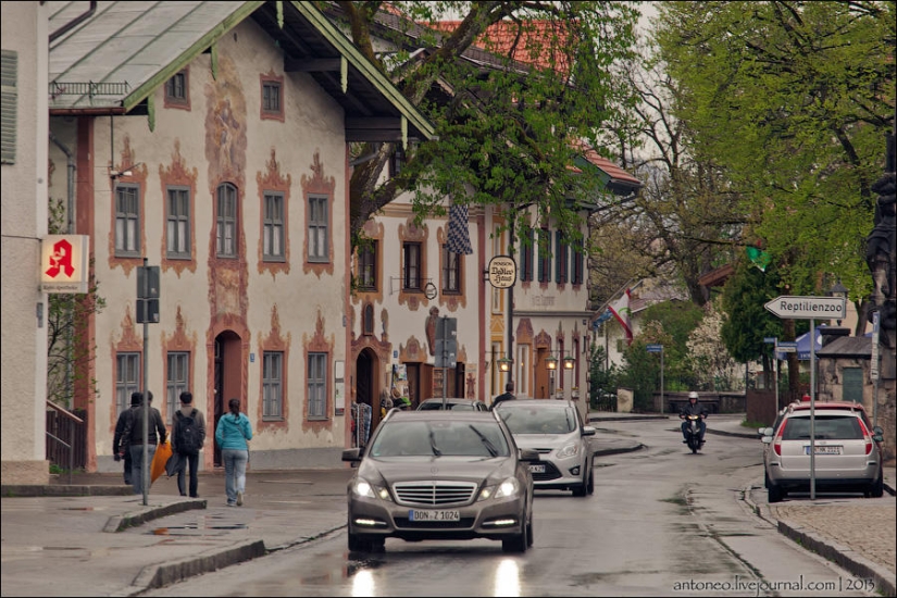 What does a painted Alpine village look like