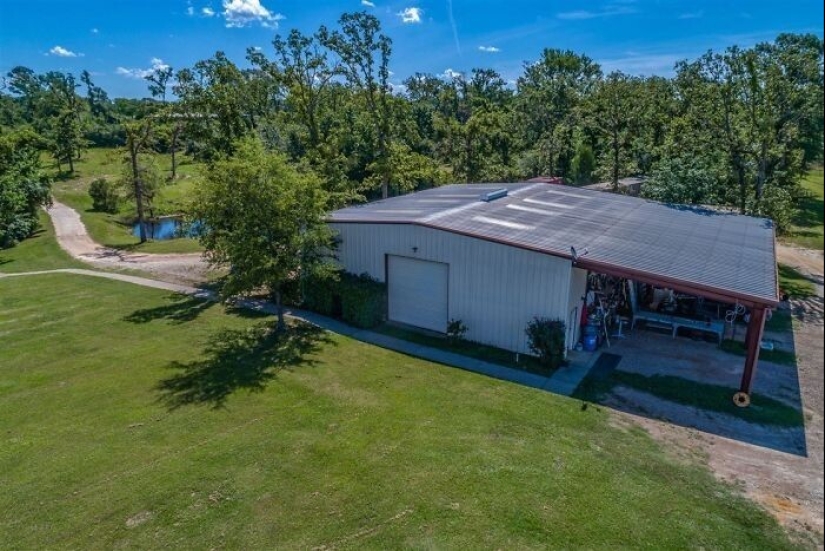 What does an underground house in Texas worth two million dollars look like