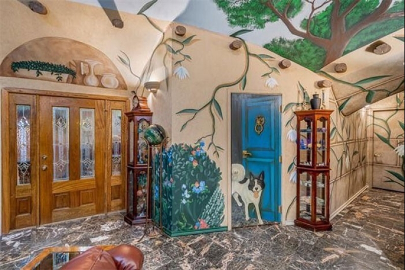 What does an underground house in Texas worth two million dollars look like