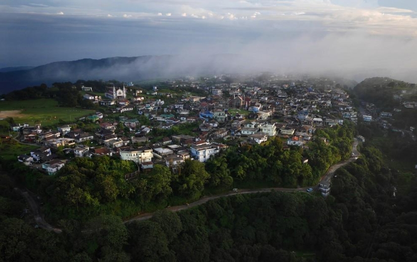 What does the wettest place on Earth look like, a town in the Indian state of Meghalaya
