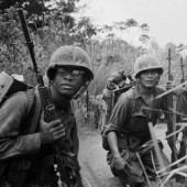 What is fragging and why were US Army officers afraid of it in Vietnam