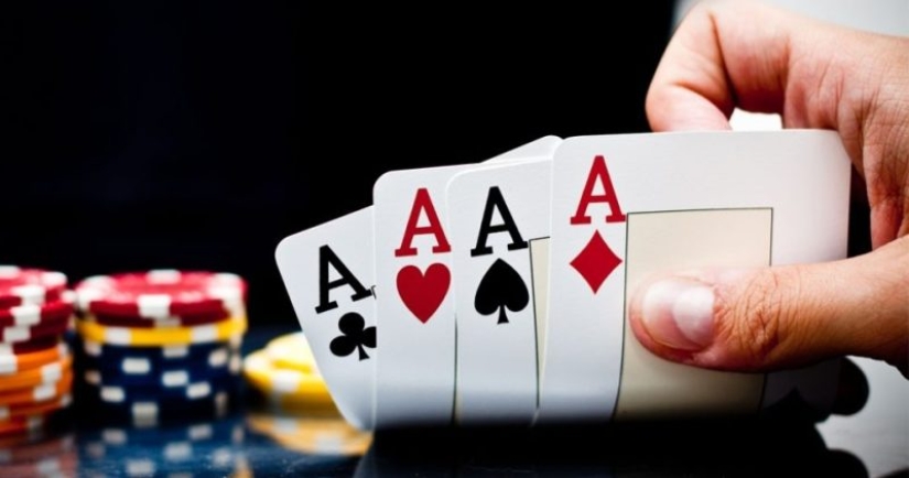 What is the meaning of card suits: myths and reality