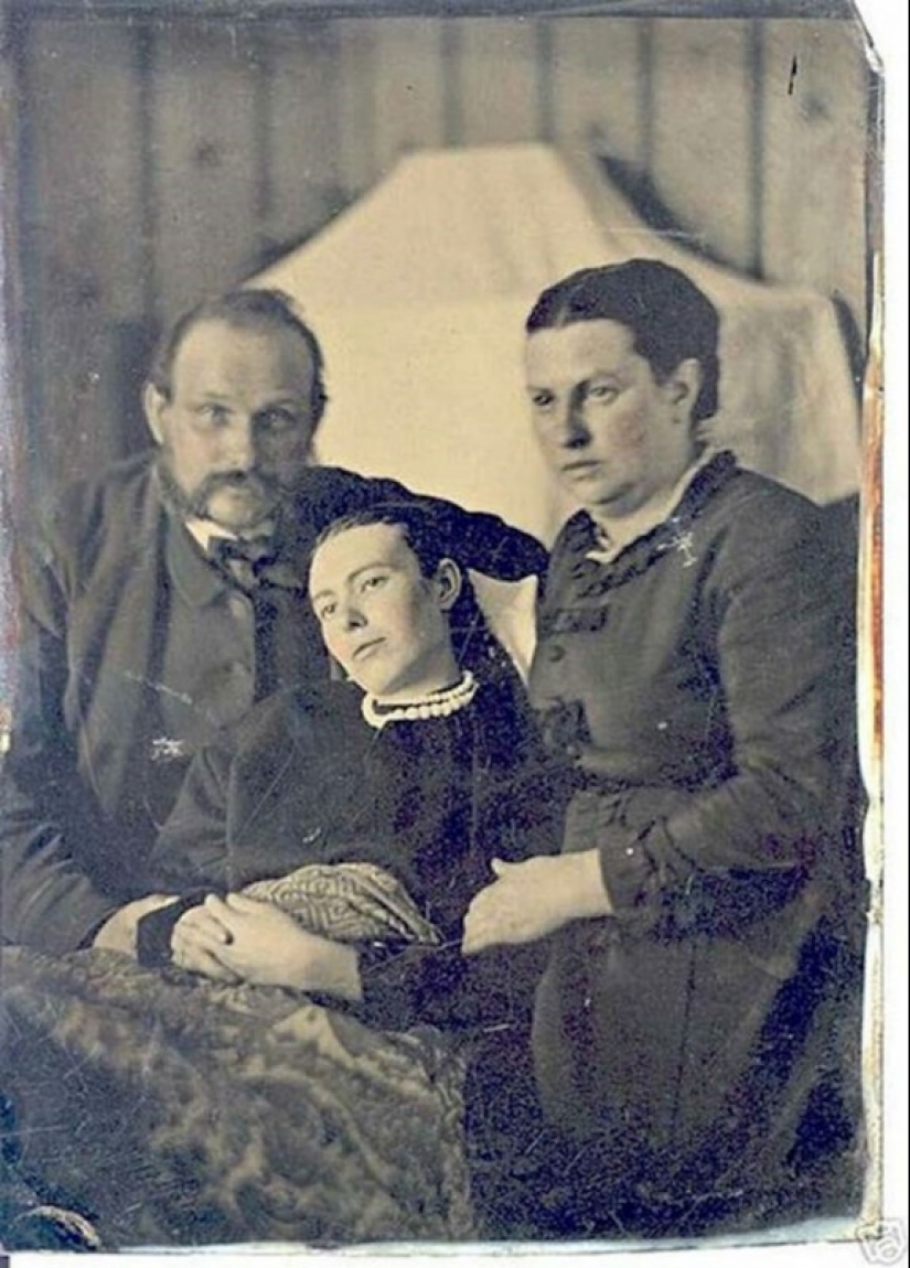 What is the secret of Victorian photographs?