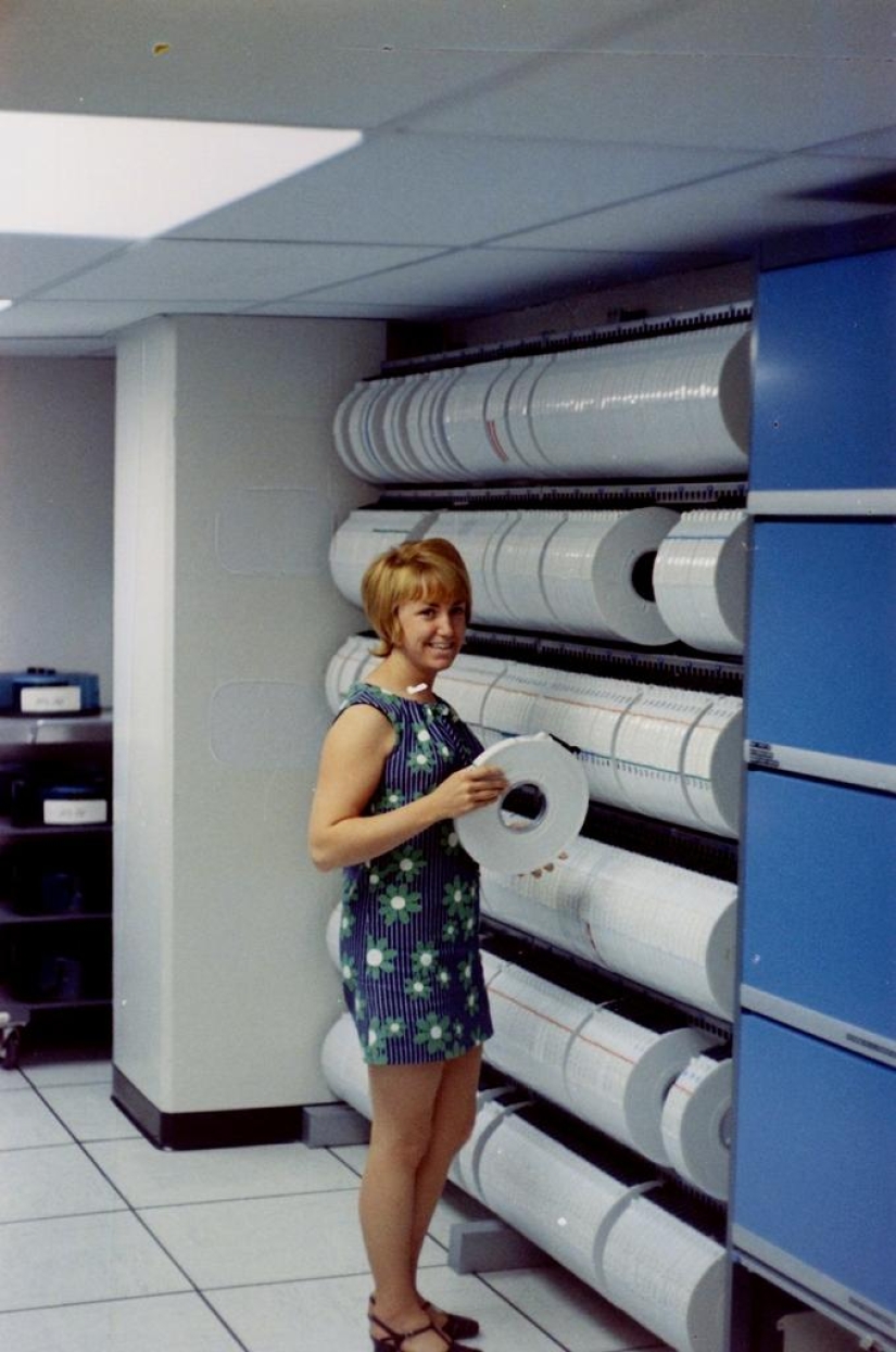 What office workers looked like in the 1960s