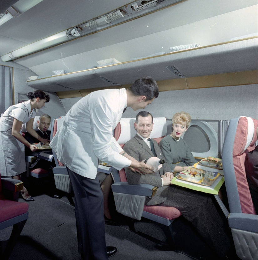 What the business class of a Swiss airline looked like in the 60s