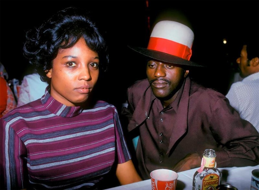 When the columns were playing soul and jazz: photographs from the clubs of Memphis in the ' 70s