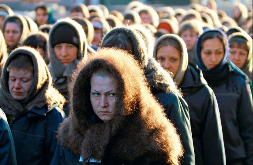 Who are "family women" and "bychkoski" — the jargon of Russian women's prisons