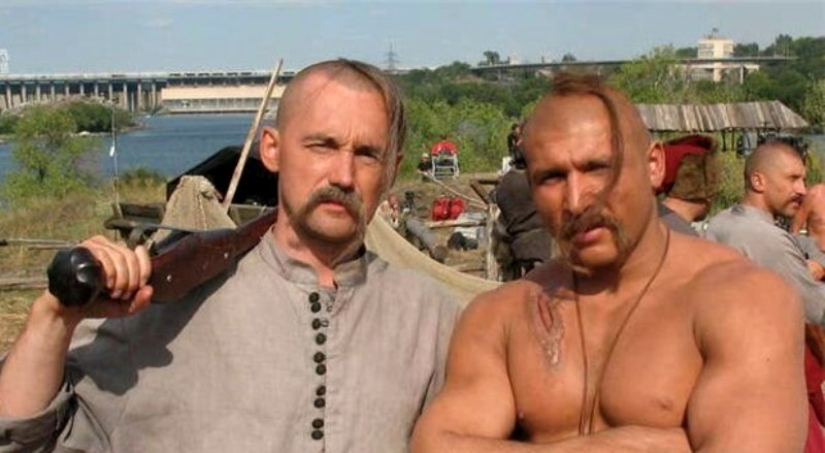 Why did the Cossacks leave a forelock on a shaved head