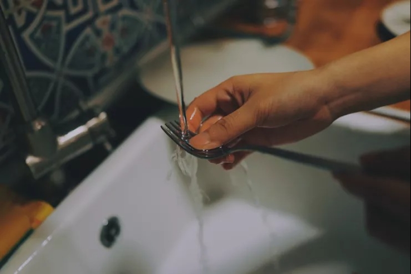 Why you can't take a shower and wash dishes during a thunderstorm