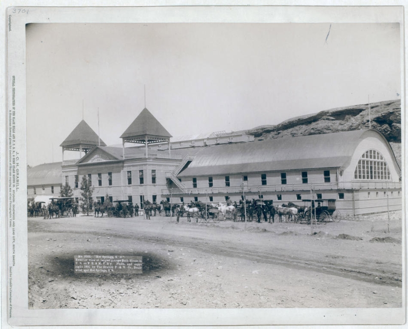 Wild West in pictures by John Grabil