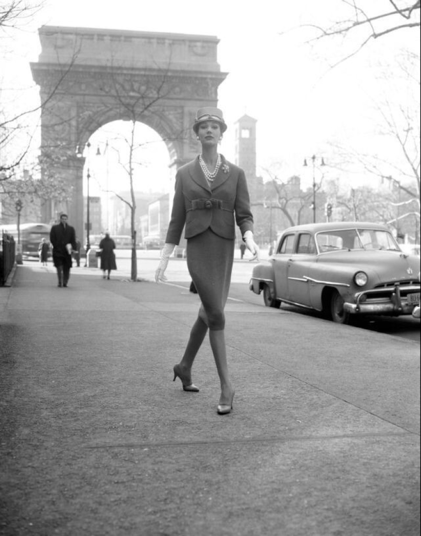 William Helburn, fashion photographer of the 50s, and his beautiful pictures