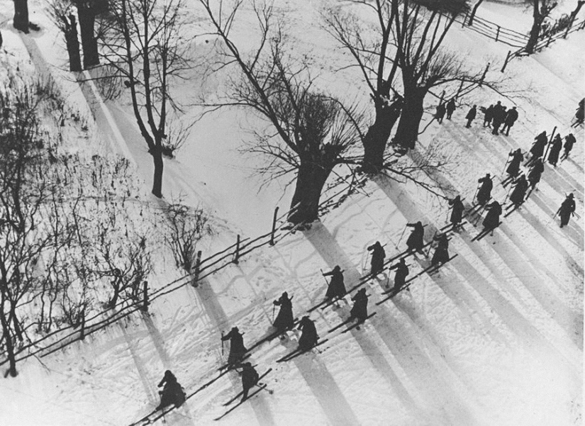 Winter in Soviet retro photos